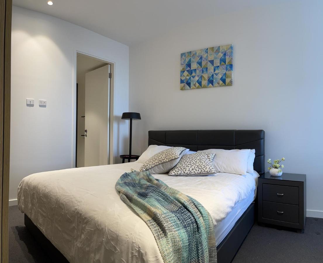 The Fawkner Apartment Bay-View Pool/Gym Free Parking ملبورن المظهر الخارجي الصورة